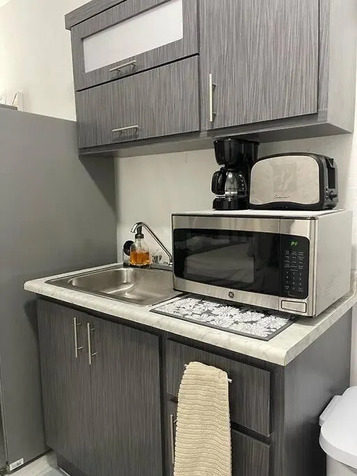 Urban Lodgings One @ Roosevelt 457 Сан-Хуан 0*,  Пуэрто-Рико
